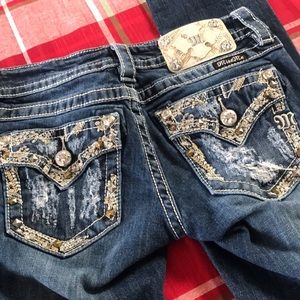 Distressed miss me jeans